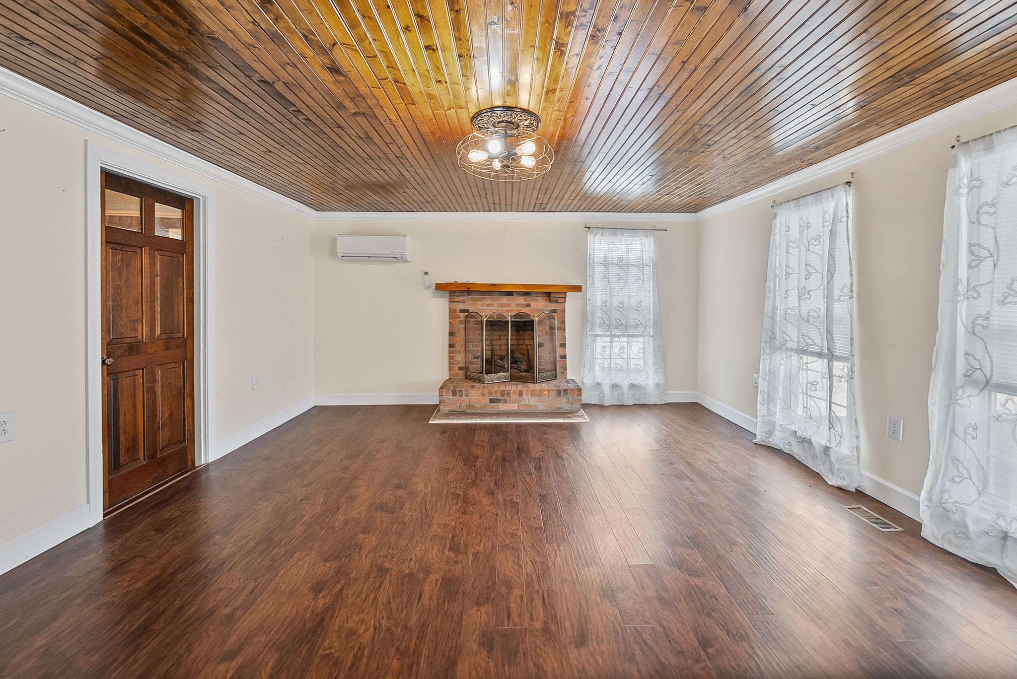 1340 Donelson Parkway Dover, TN 37058 - Photo 3 of 17