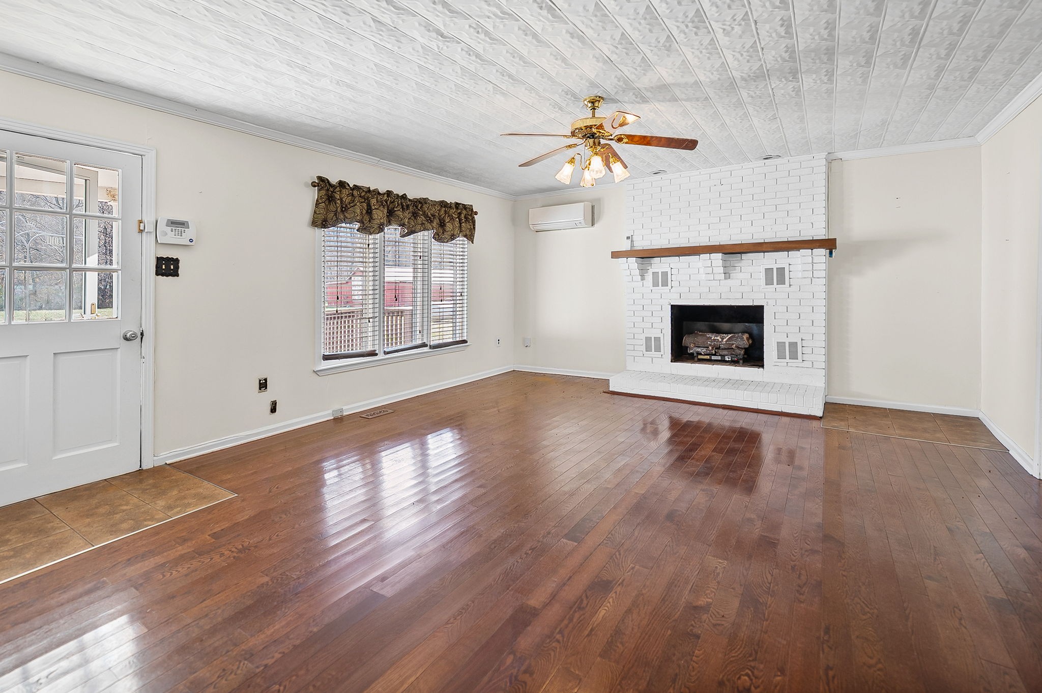 1340 Donelson Parkway Dover, TN 37058 - Photo 6 of 17