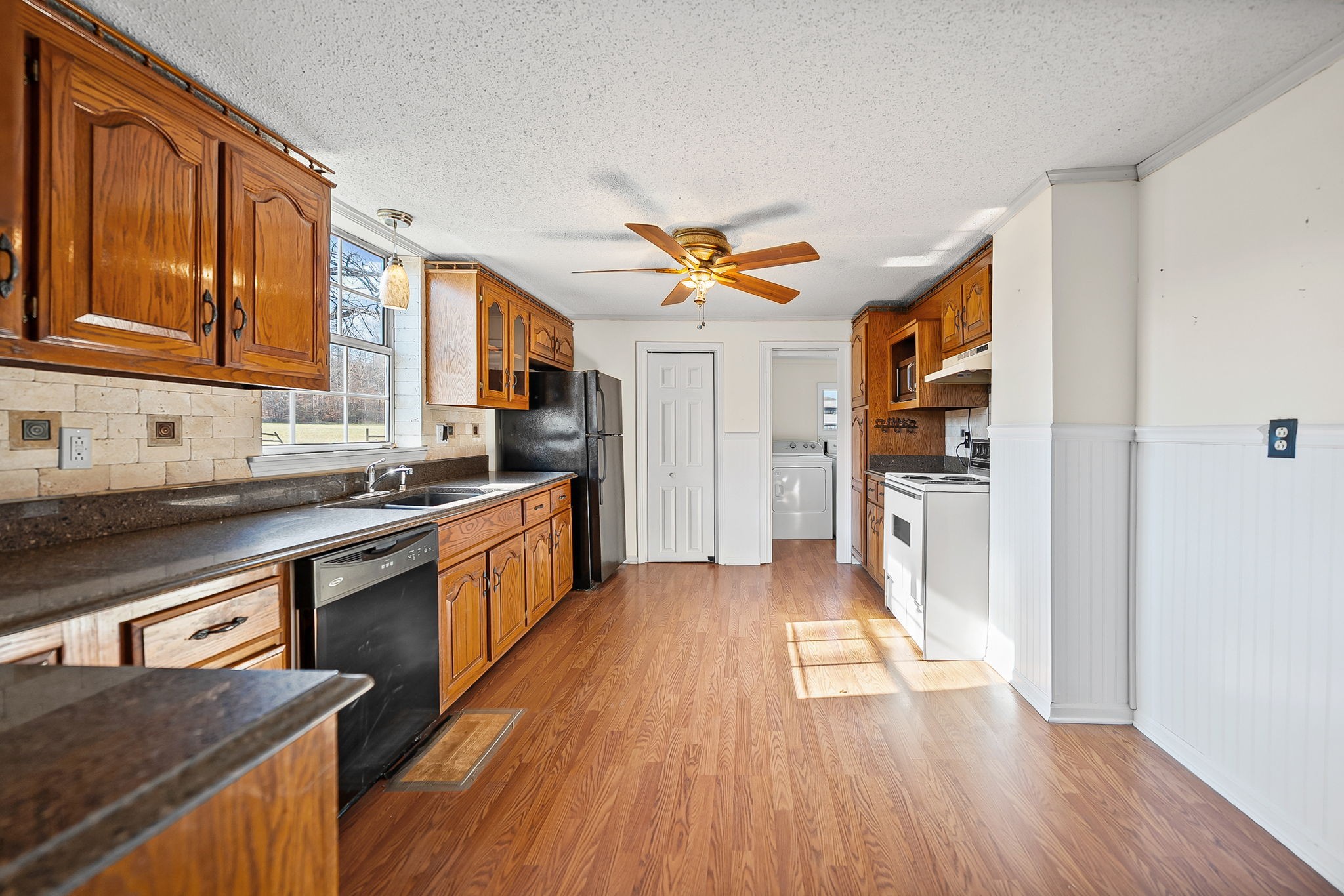 1340 Donelson Parkway Dover, TN 37058 - Photo 8 of 17