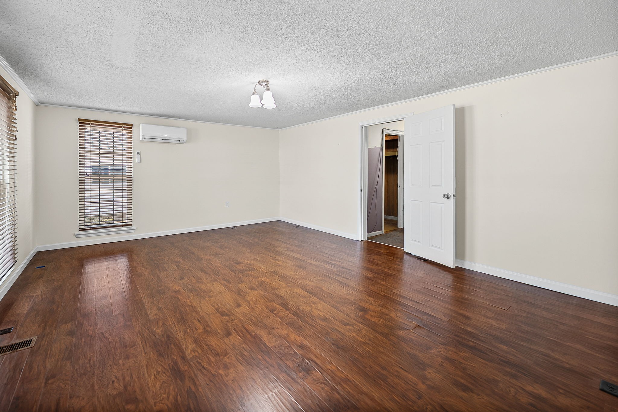 1340 Donelson Parkway Dover, TN 37058 - Photo 9 of 17