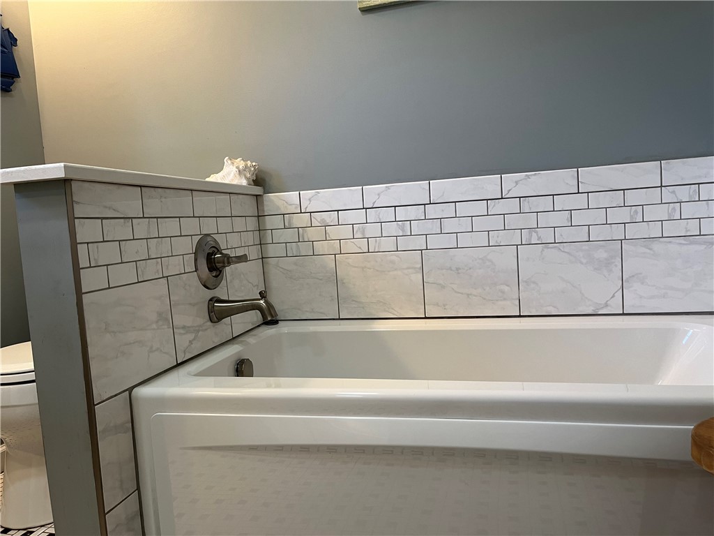 6763 County Line Road Springwater, NY 14572 - Photo 37 of 50 upstairs bathroom tub