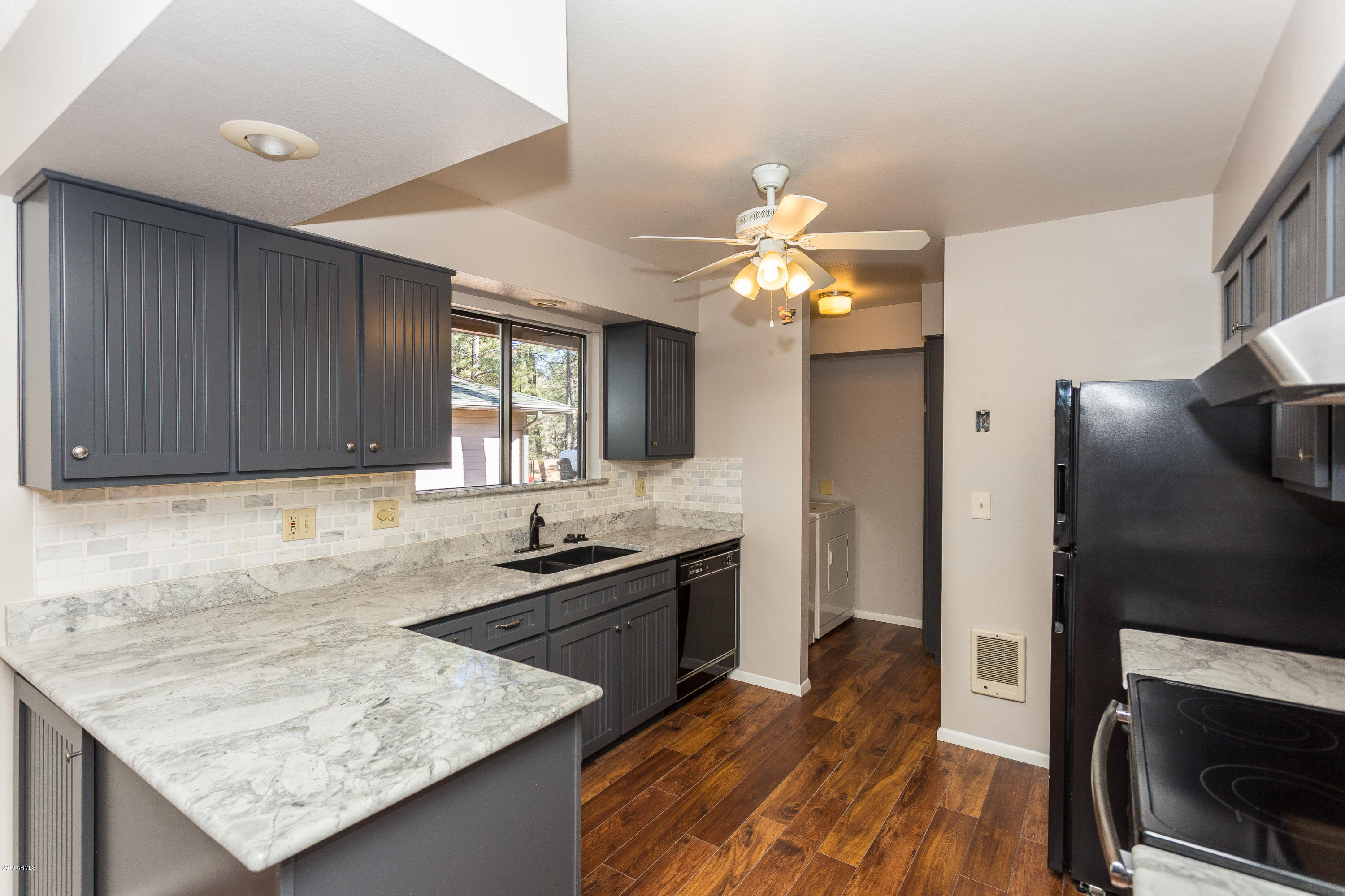 520 Turtleback Road Prescott, AZ 86303 - Photo 10 of 24 010_Kitchen
