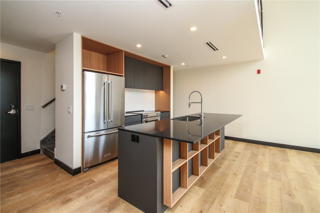 33 Russell Street, Unit 202 Rochester, NY 14607 - Photo 8 of 30