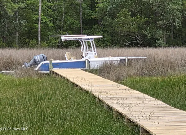 $2,200 | 133 Cummins Creek Road, Beaufort, NC 28516