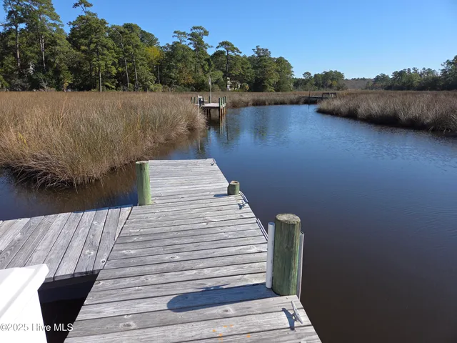 $2,850 | 133 Cummins Creek Road, Beaufort, NC 28516