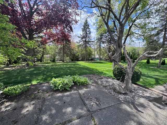 2712 Rambling Way Bloomfield Hills, MI 48302 - Photo 28 of 30