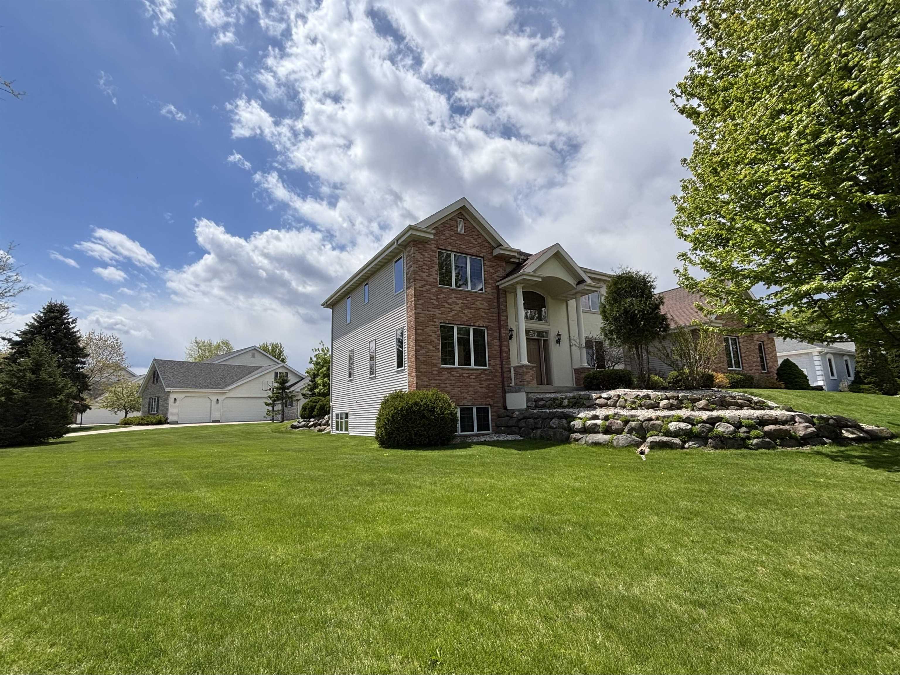 8701 Nelson Crossing Verona, WI 53593 - Photo 2 of 77