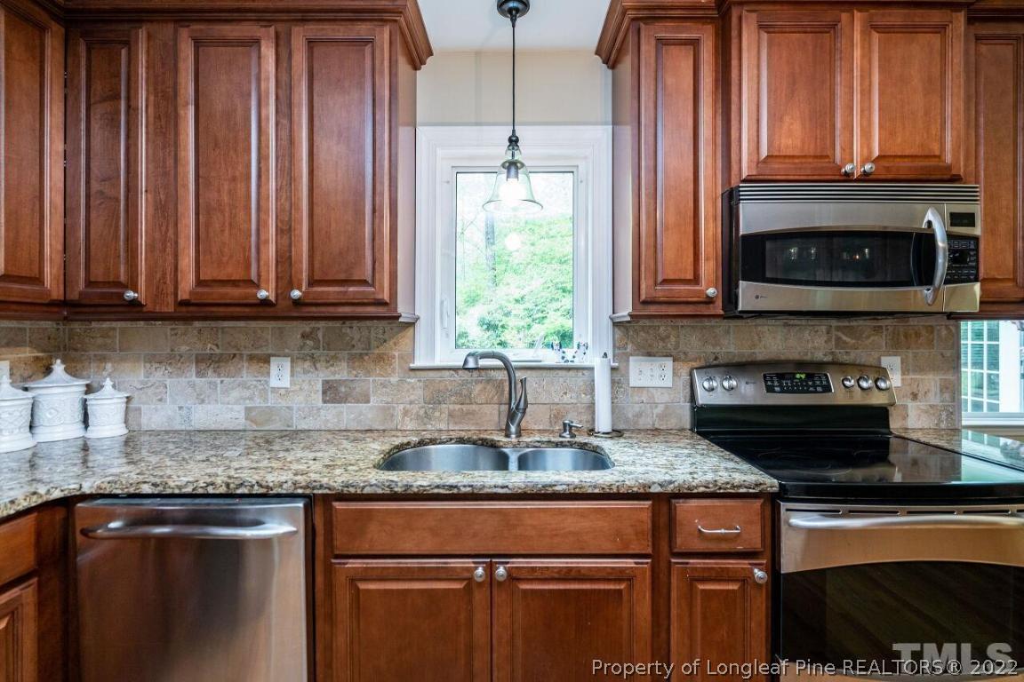 5505 Shadowbrook Drive Raleigh, NC 27612 - Photo 14 of 29 Gallery Image 14