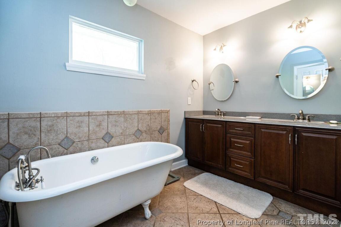 5505 Shadowbrook Drive Raleigh, NC 27612 - Photo 17 of 29 Gallery Image 17