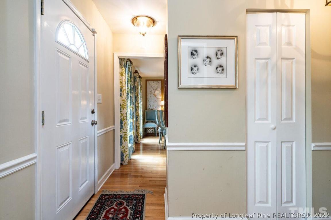 5505 Shadowbrook Drive Raleigh, NC 27612 - Photo 4 of 29 Gallery Image 4