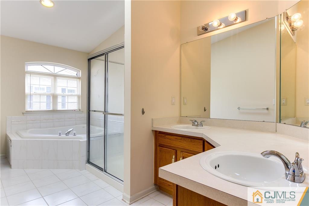 20 Rondell Lane, Unit 187 Old Bridge, NJ 08879 - Photo 11 of 25 Gallery Image 11