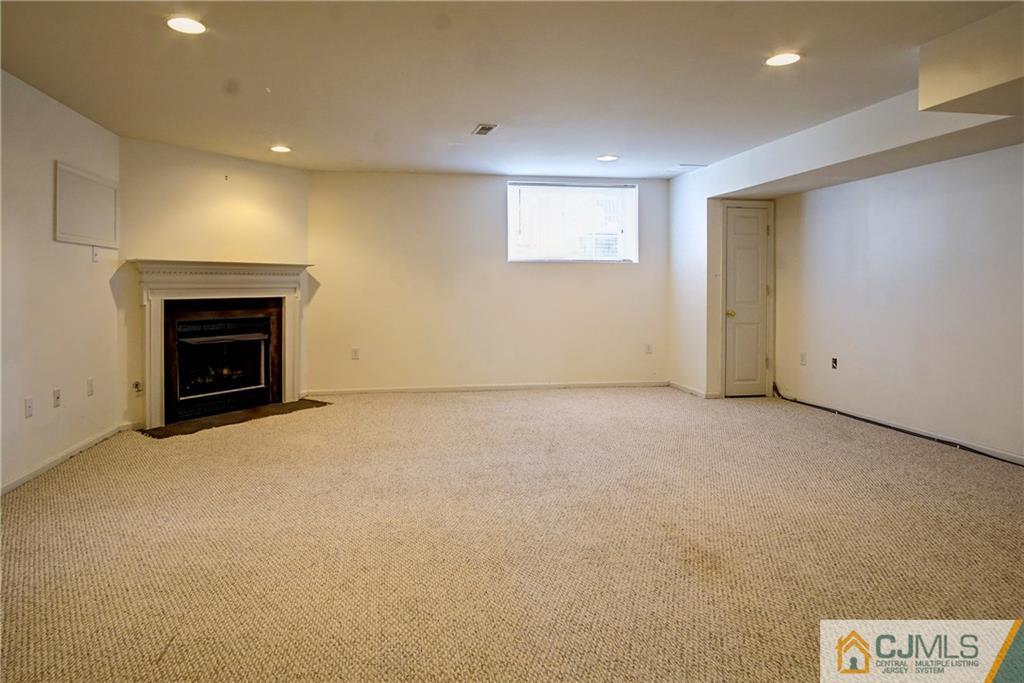 20 Rondell Lane, Unit 187 Old Bridge, NJ 08879 - Photo 17 of 25 Gallery Image 17