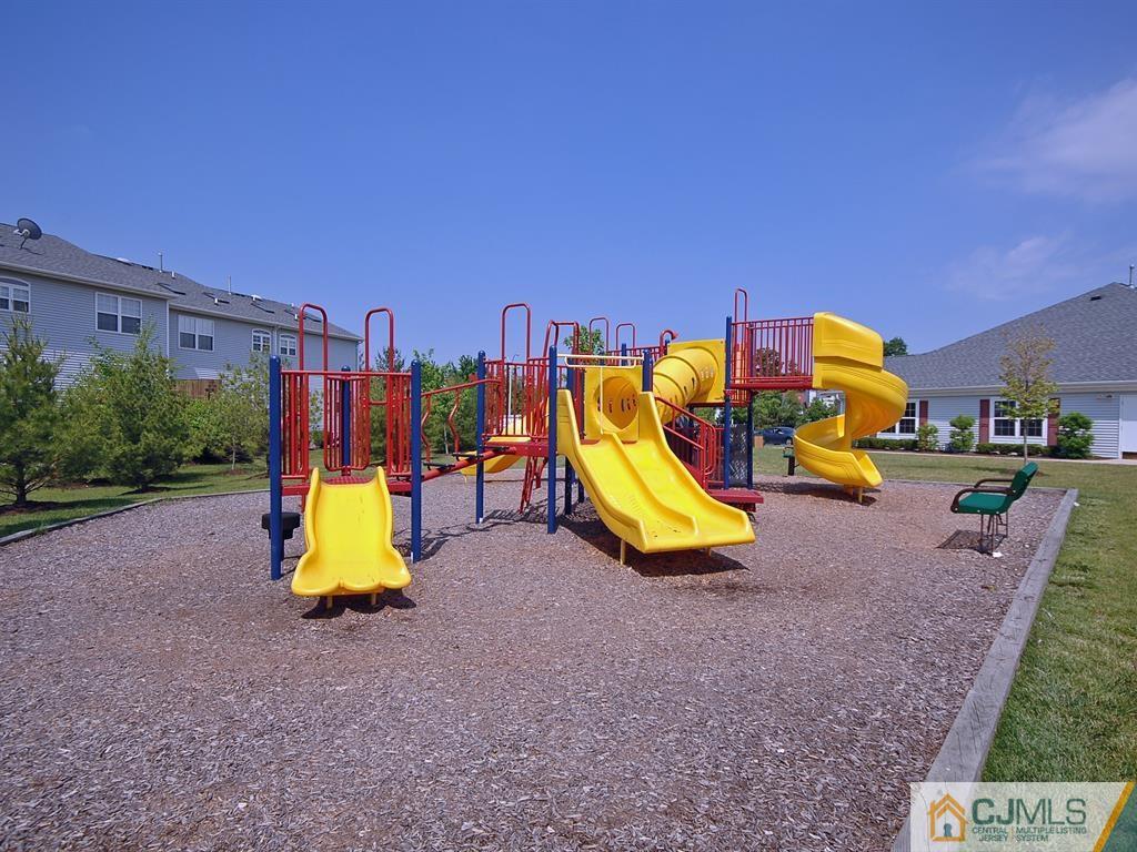20 Rondell Lane, Unit 187 Old Bridge, NJ 08879 - Photo 21 of 25 Gallery Image 21