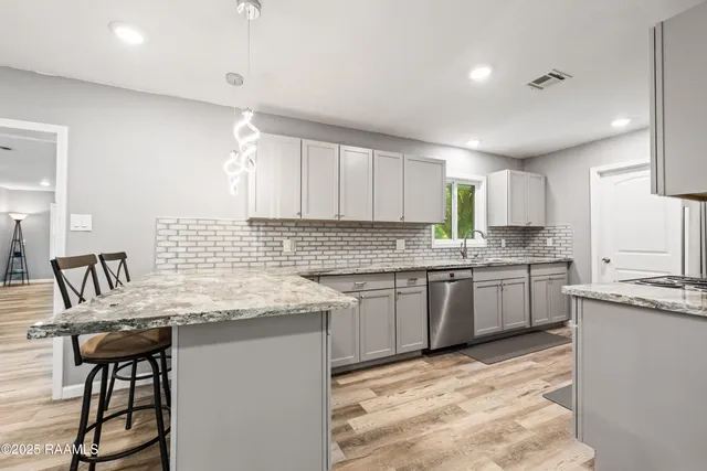 $240,000 | 113 Driftwood Drive, Lafayette, LA 70503