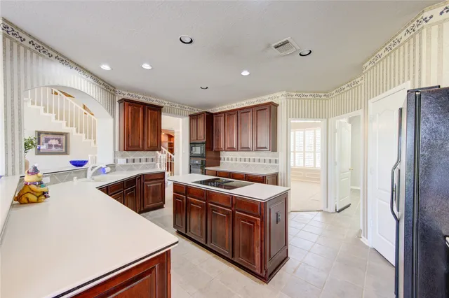 $770,000 | 19230 Canyon Bay Drive, Tomball, TX 77377