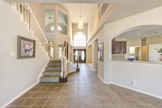 $770,000 | 19230 Canyon Bay Drive, Tomball, TX 77377