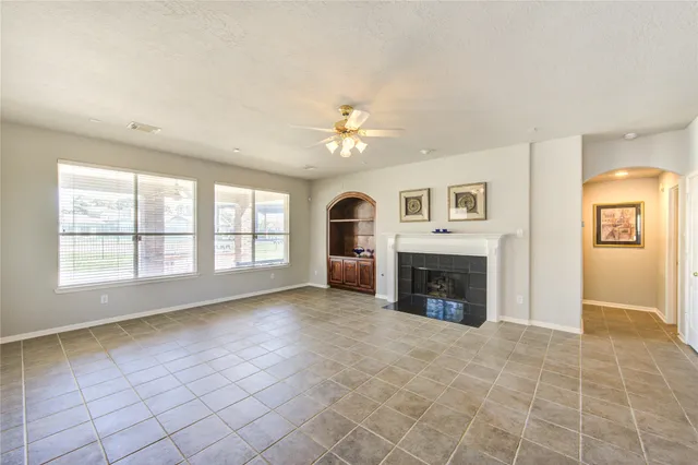 $770,000 | 19230 Canyon Bay Drive, Tomball, TX 77377