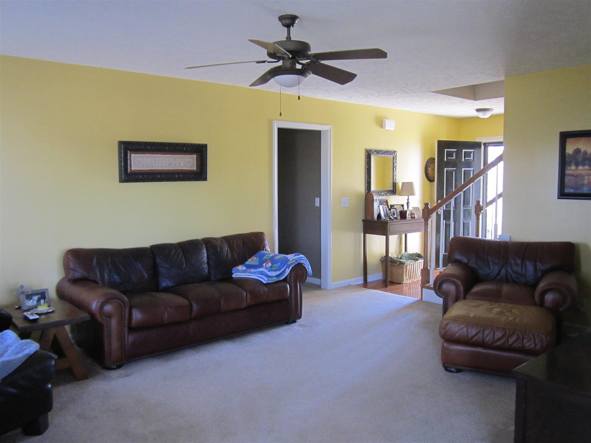 691 Crescent Road Murfreesboro, TN 37128 - Photo 6 of 15 a living room with furniture and a couch