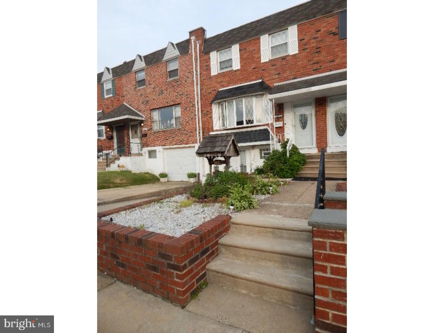12025 Tyrone Road Philadelphia, PA 19154 - Photo 2 of 16