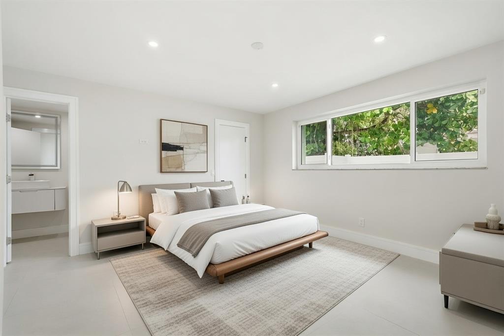 5507 West Park Road Hollywood, FL 33021 - Photo 7 of 33 Virtually Staged Photo