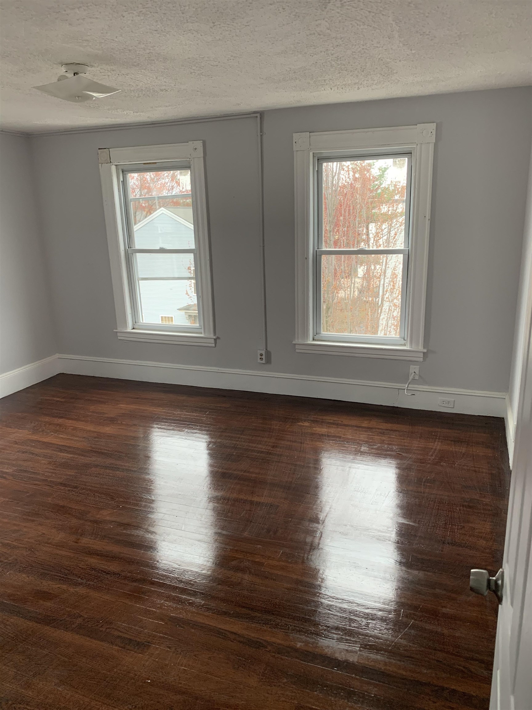 328 Cedar Street Manchester, NH 03103 - Photo 17 of 26 Gallery Image 17