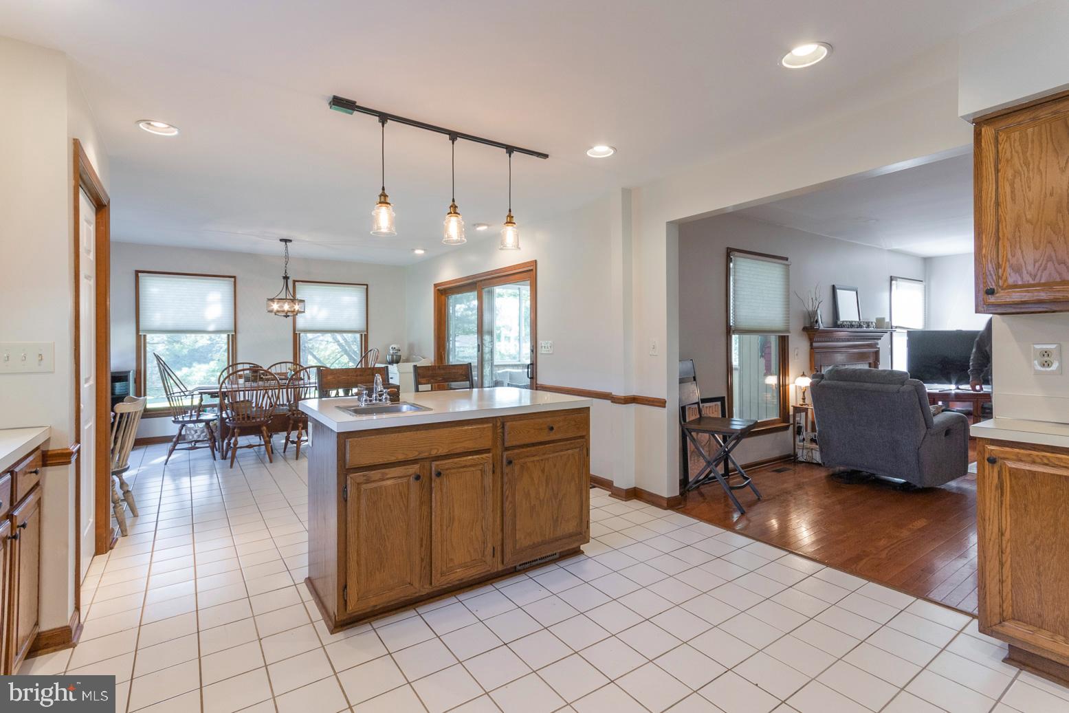 1019 Summit View Drive Newark, DE 19713 - Photo 12 of 41