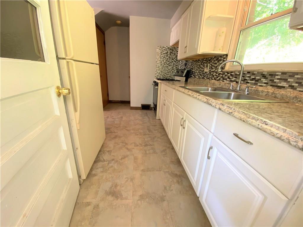 468 Long Road Pittsburgh, PA 15235 - Photo 12 of 23 Gallery Image 12