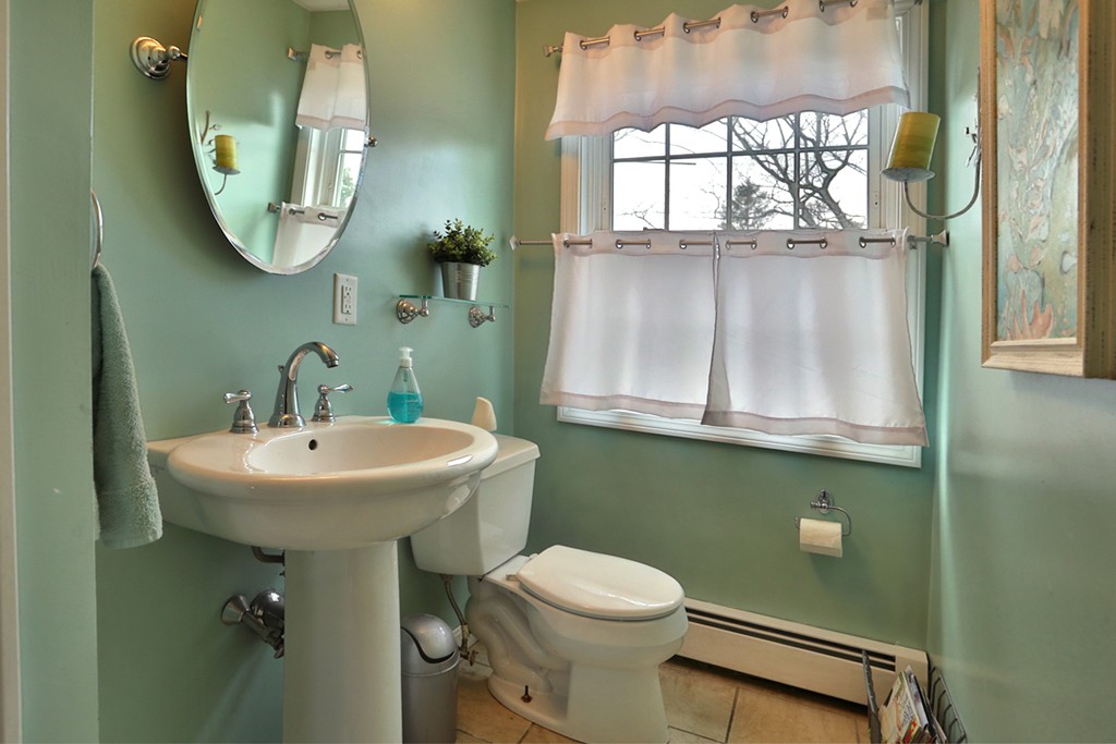 35 North Belgian Road Danvers, MA 01923 - Photo 13 of 26 Gallery Image 13