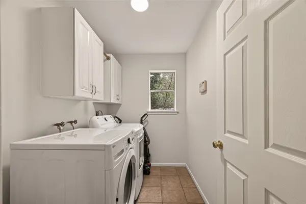 $435,000 | 92 South Waxberry Road, Spring, TX 77381