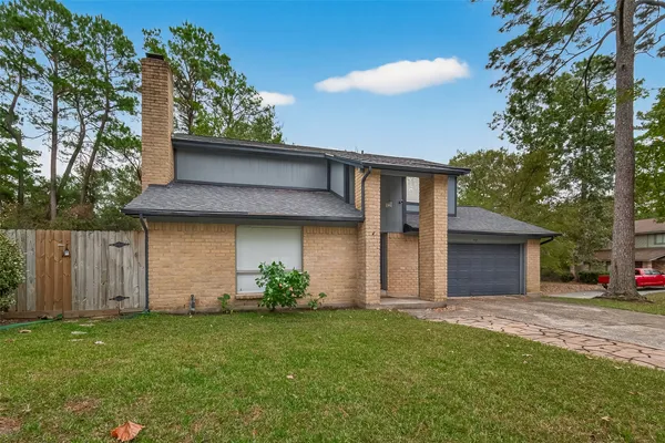 $435,000 | 92 South Waxberry Road, Spring, TX 77381