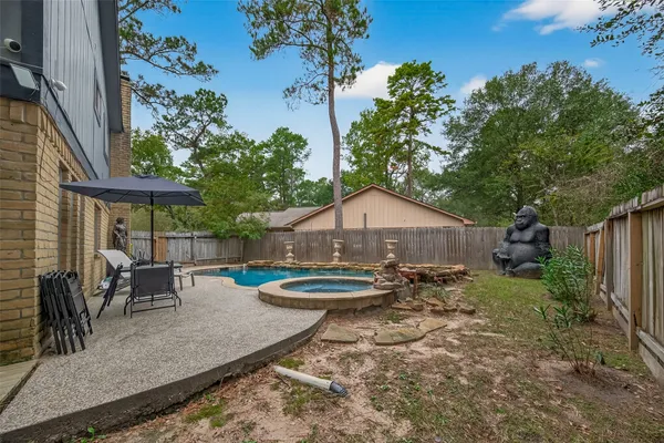$435,000 | 92 South Waxberry Road, Spring, TX 77381