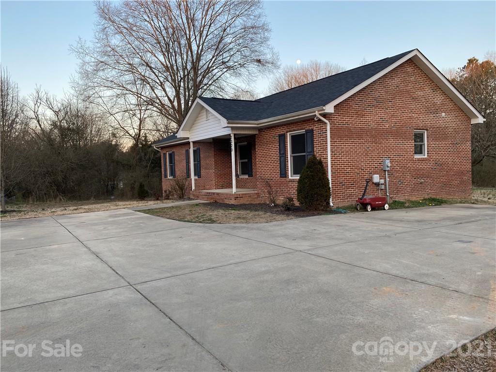 2320 Goldmine Road Monroe, NC 28110 - Photo 3 of 15