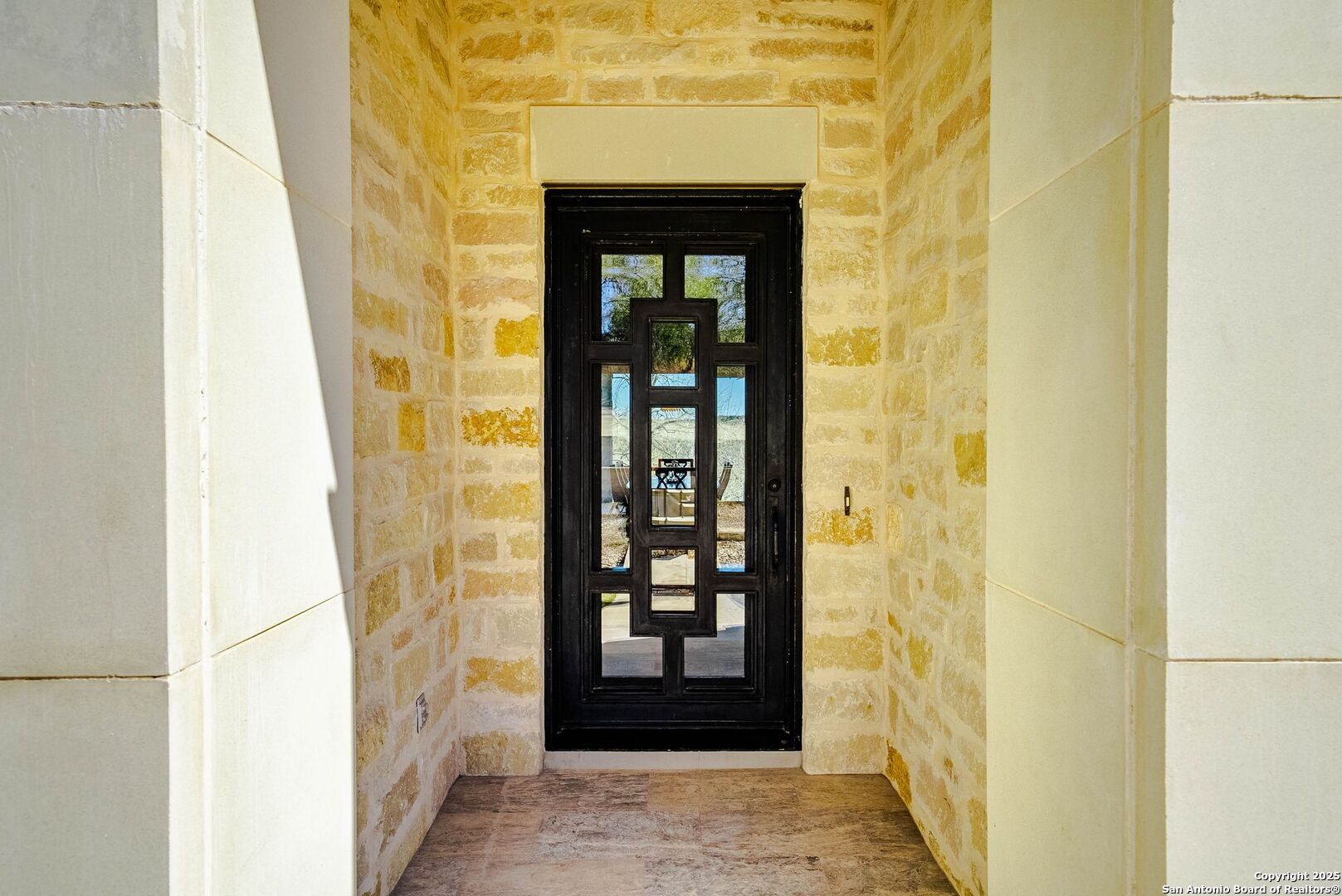 165 Antler Falls Run Comfort, TX 78013 - Photo 3 of 65