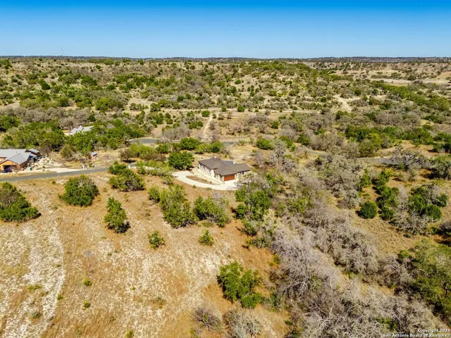 $769,000 | 165 Antler Falls Run, Comfort, TX 78013