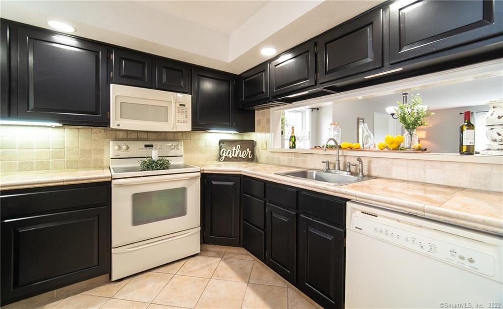837 Long Hill Road, Unit F Middletown, CT 06457 - Photo 1 of 1
