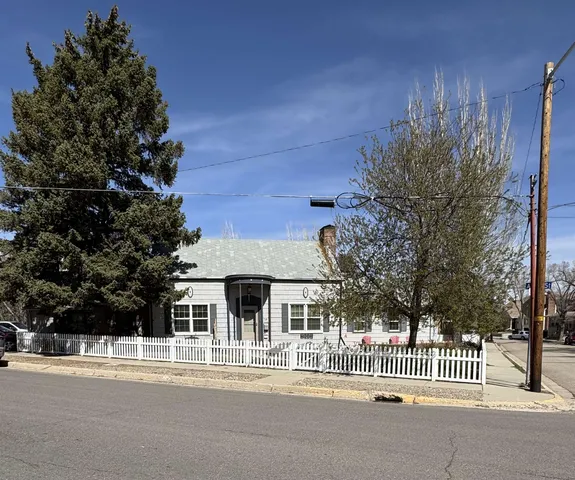 $327,900 | 716 B Street, Rock Springs, WY 82901