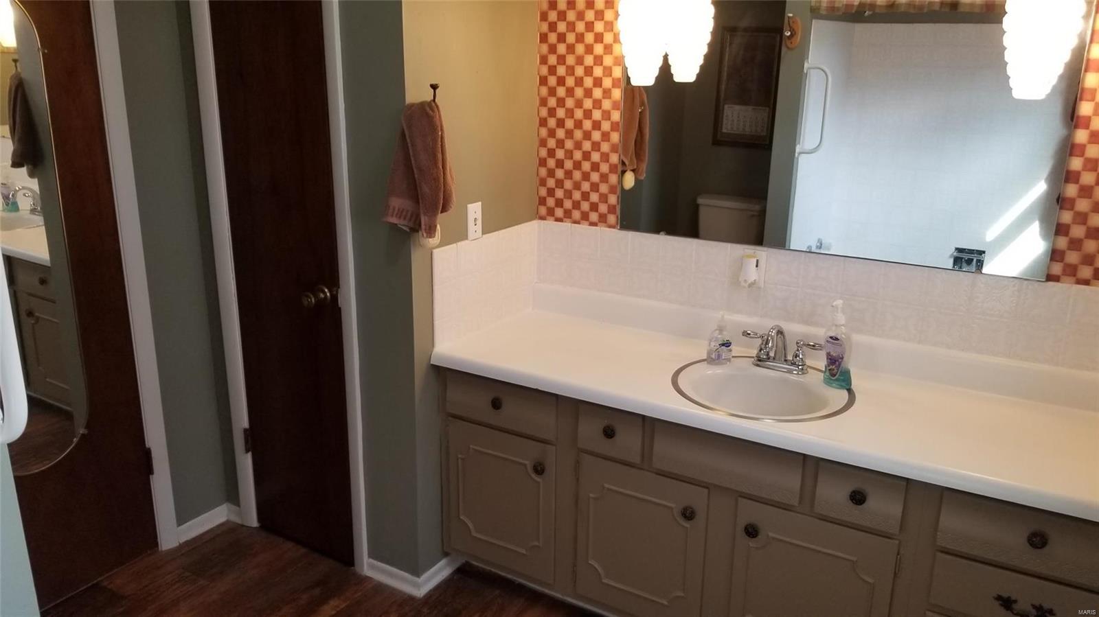 21523 Range Line Road Jerseyville, IL 62052 - Photo 25 of 35