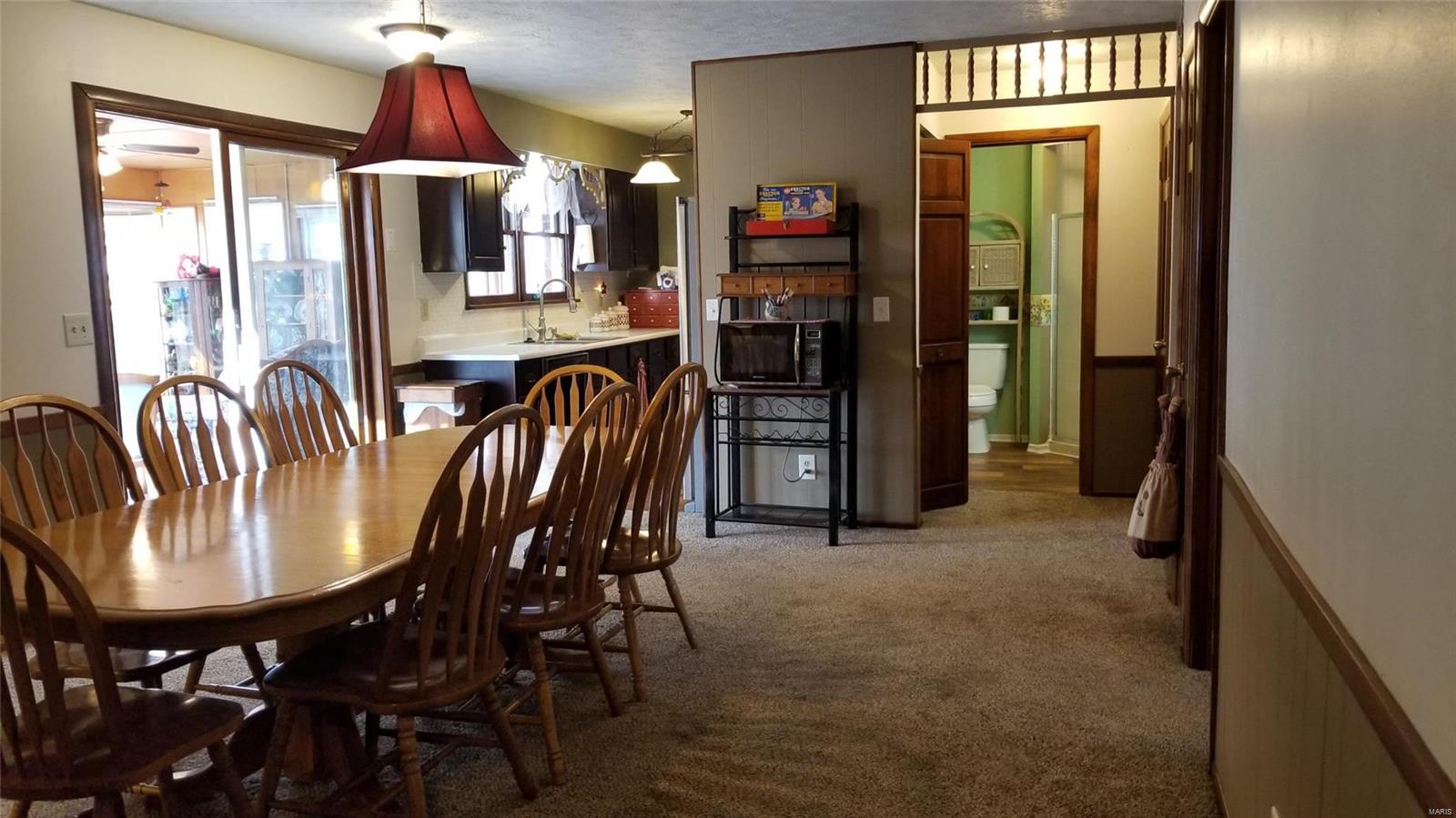 21523 Range Line Road Jerseyville, IL 62052 - Photo 9 of 35