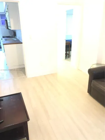 $1,975 | 8340 Crespi Boulevard, Unit 19, Miami Beach, FL 33141