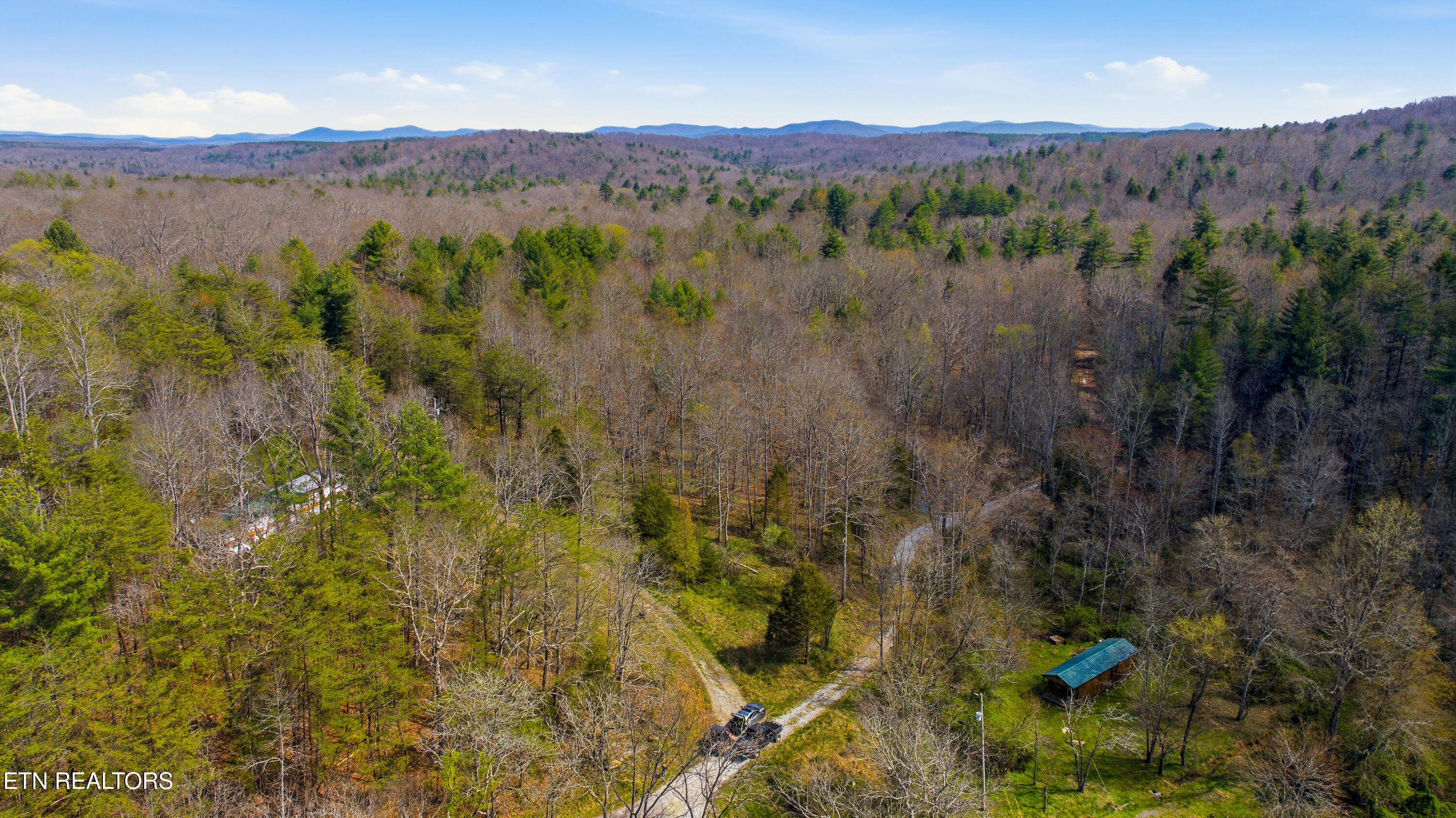 Young Road Robbins, TN 37852 - Photo 37 of 40 dan-36
