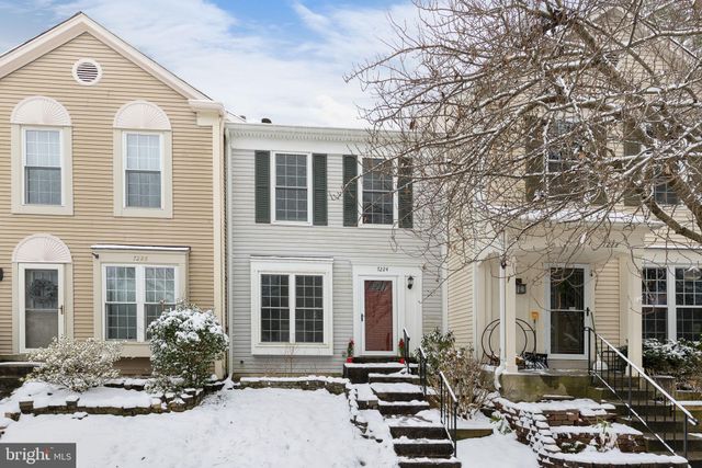 $485,000 | 7224 Stover Court, Alexandria, VA 22306