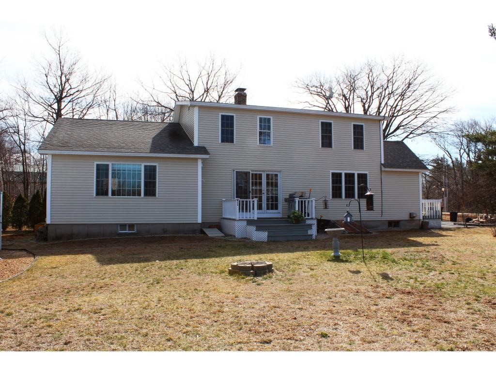 213 Page Hill Road New Ipswich, NH 03071 - Photo 4 of 28 Gallery Image 4