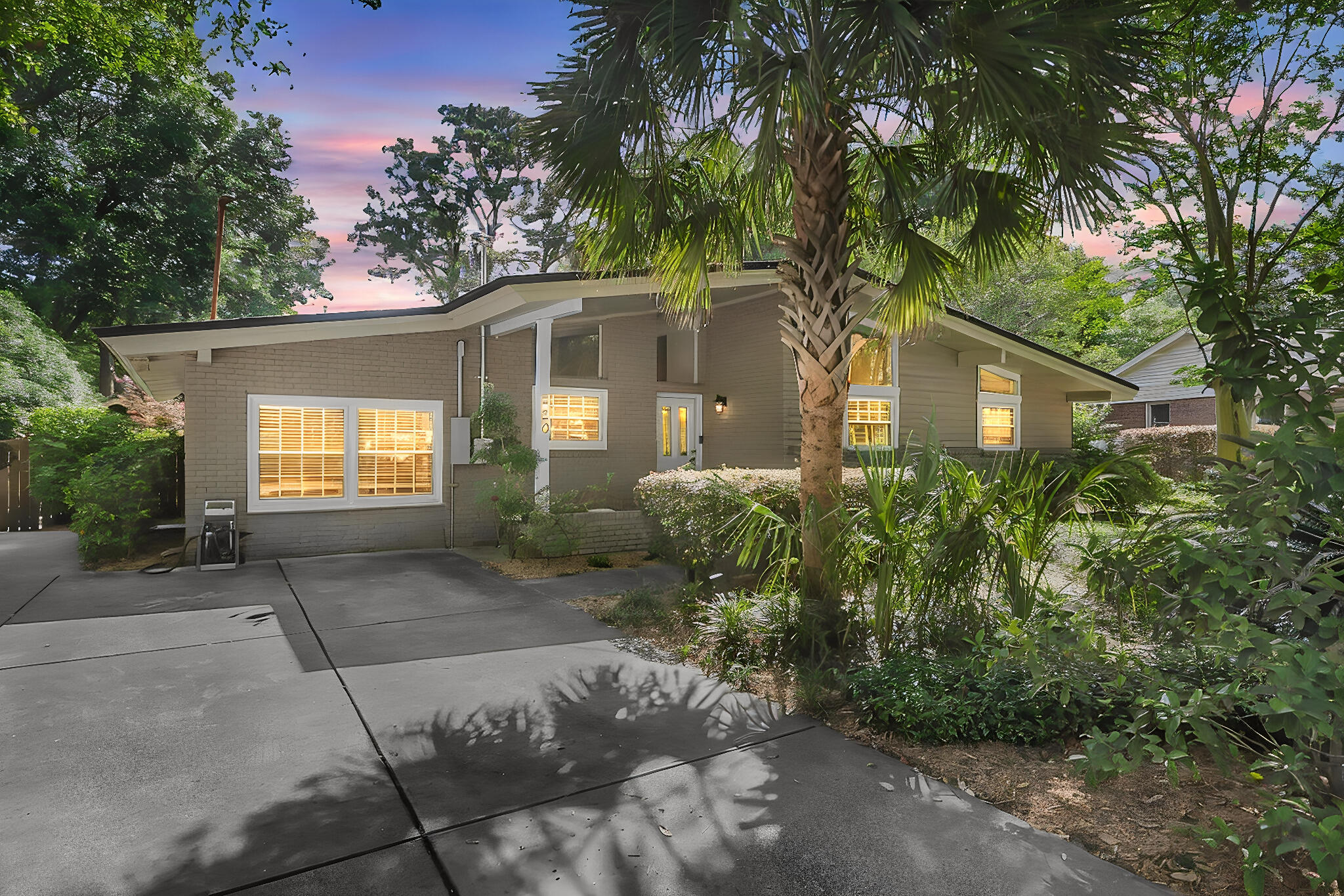 850 Montgomery Road Charleston, SC 29412 - Photo 7 of 62 CREM - 850 Montgomery-4 day to dusk