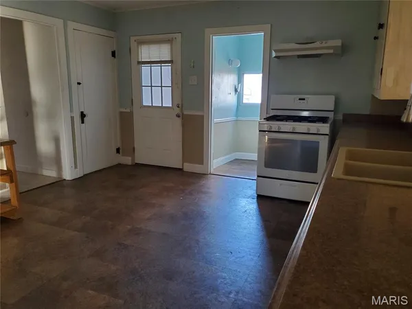 $94,900 | 222 Buchanan Street, Waterloo, IL 62298