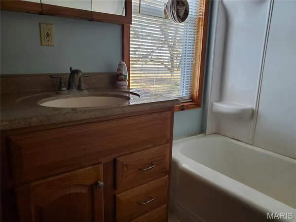 $94,900 | 222 Buchanan Street, Waterloo, IL 62298