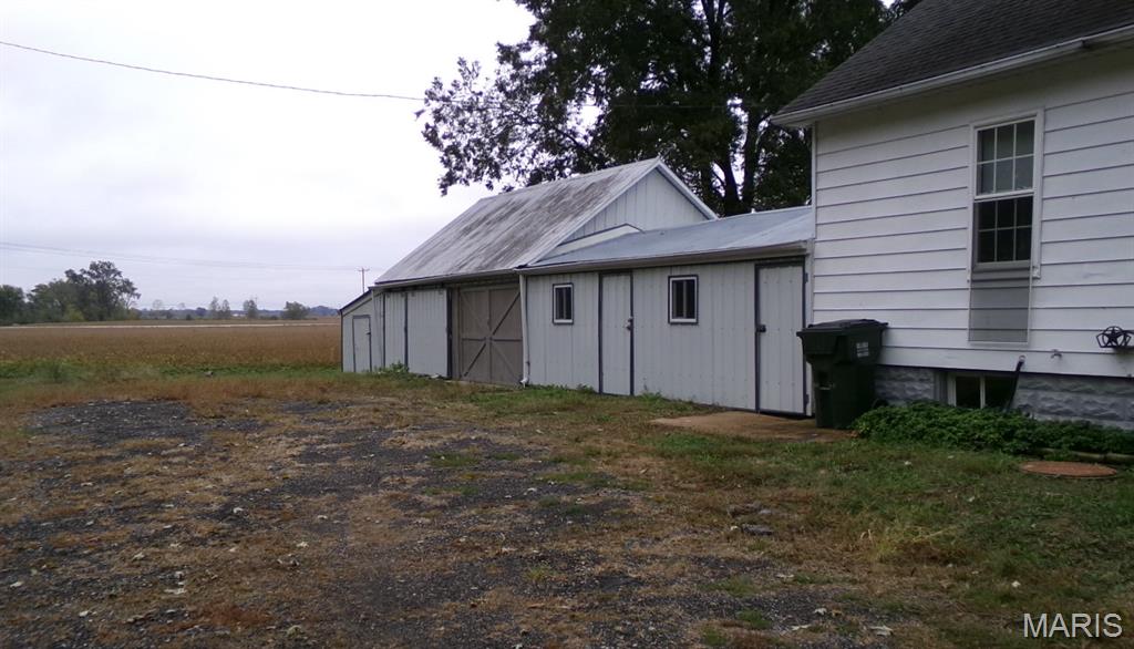 222 Buchanan Street Waterloo, IL 62298 - Photo 3 of 24