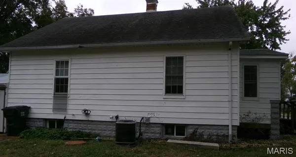 $94,900 | 222 Buchanan Street, Waterloo, IL 62298