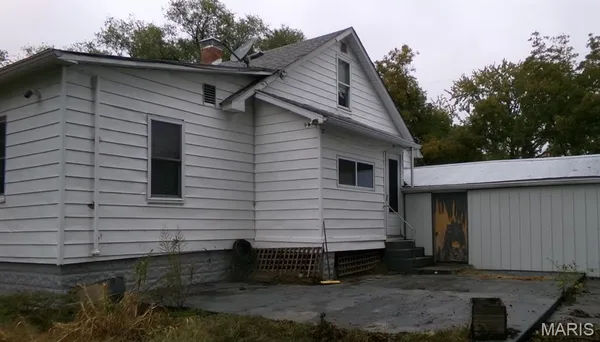 $94,900 | 222 Buchanan Street, Waterloo, IL 62298