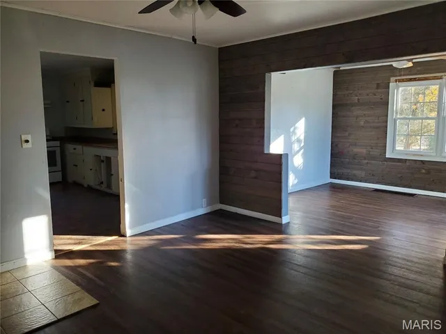 $129,900 | 222 Buchanan Street, Waterloo, IL 62298