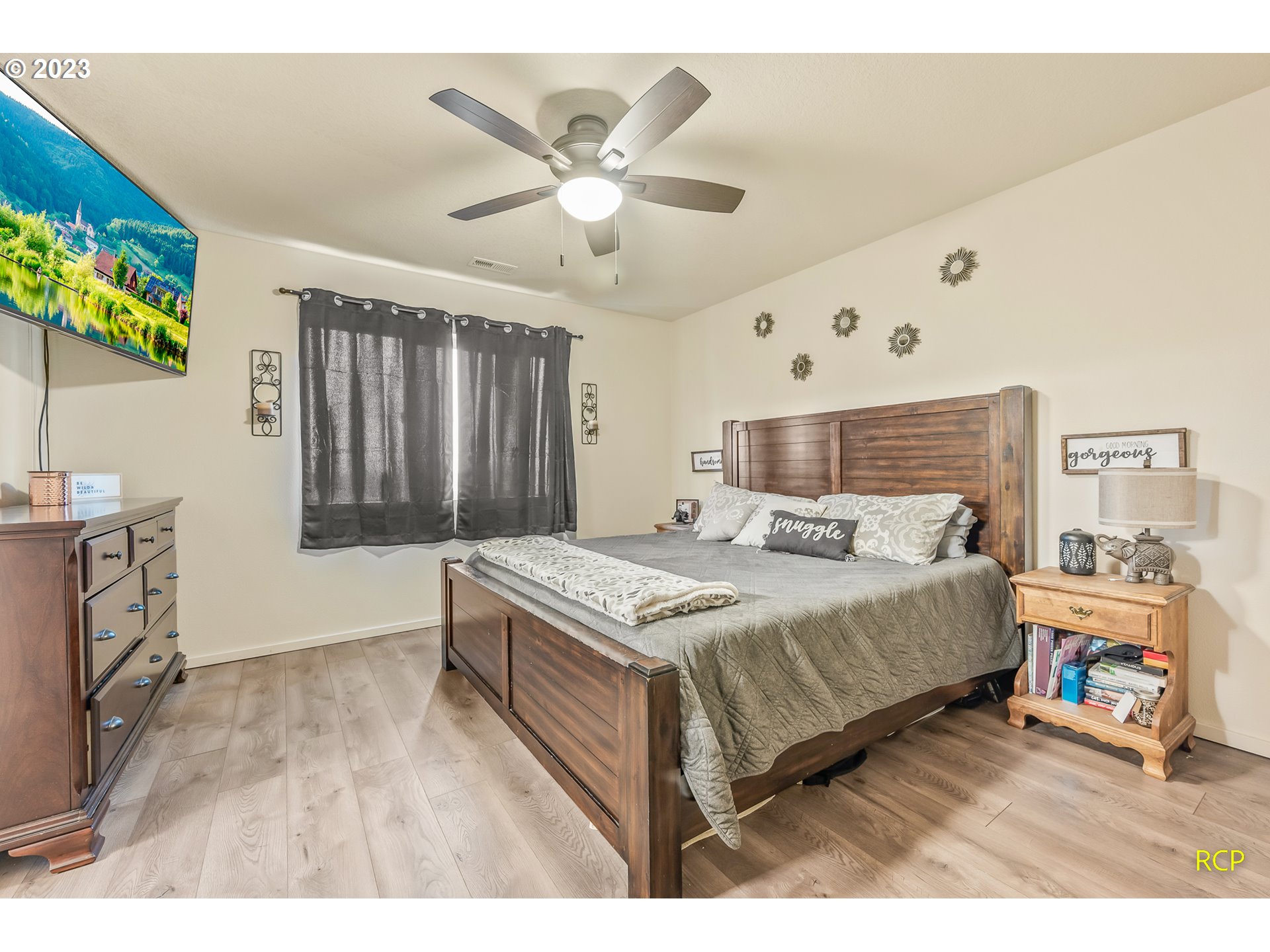 51562 Southwest S Fork Loop Scappoose, OR 97056 - Photo 12 of 31 Bedroom, Primary